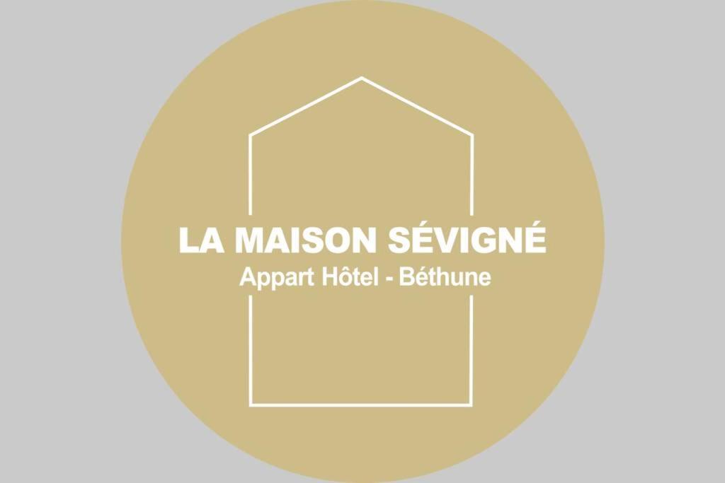 La Maison Sevigne - Appart Hotel - N°6 L'Indus Bethune Bagian luar foto