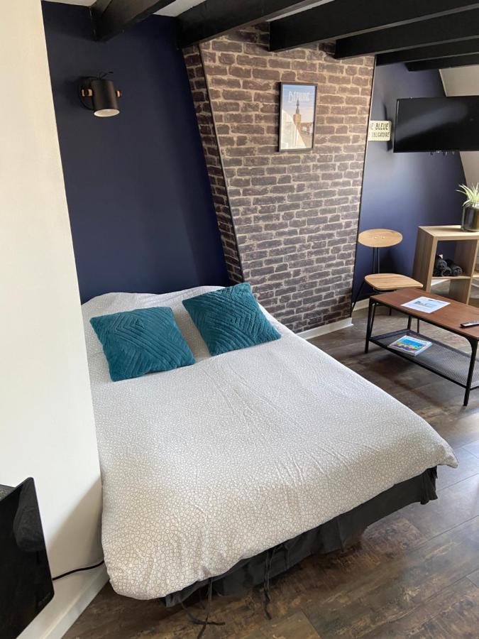 La Maison Sevigne - Appart Hotel - N°6 L'Indus Bethune Bagian luar foto